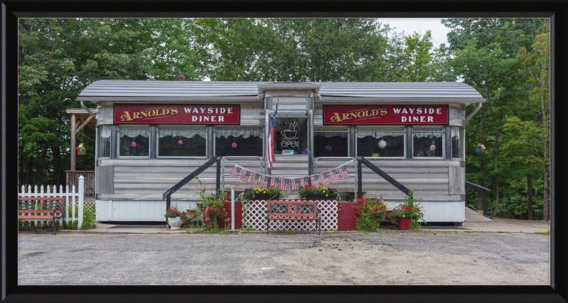 Arnold's Classic Diner - Great Pictures Framed
