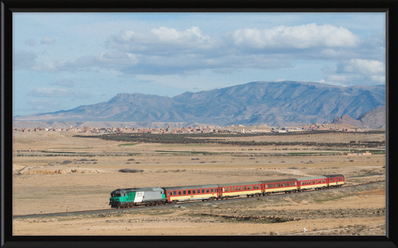 ONCF DF 115 near Taourirt - Great Pictures Framed