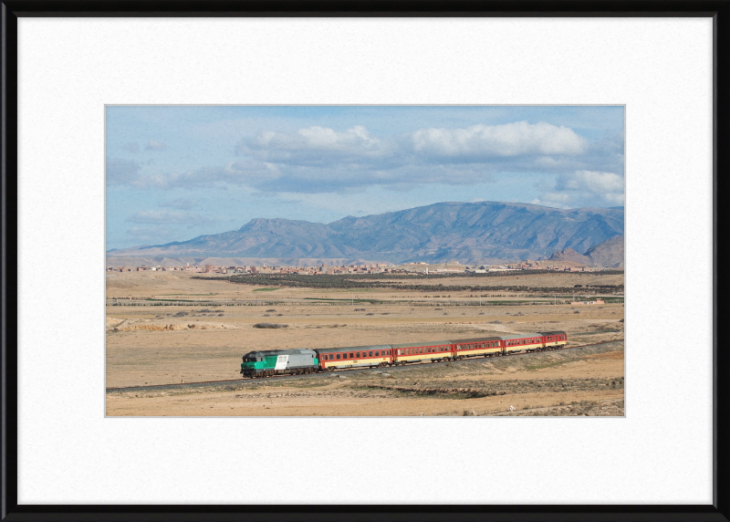 ONCF DF 115 near Taourirt - Great Pictures Framed