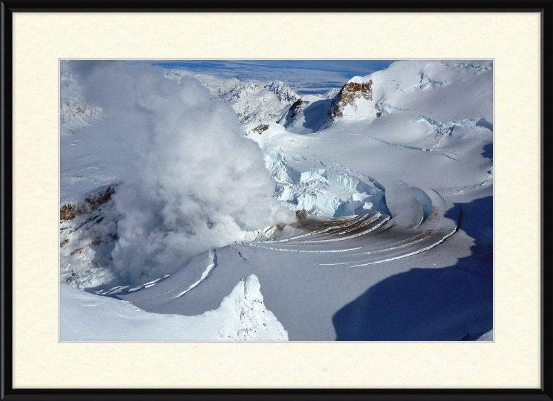 Mount Redoubt - Great Pictures Framed