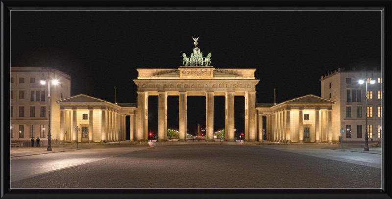 The Brandenburg Gate at Night - Great Pictures Framed