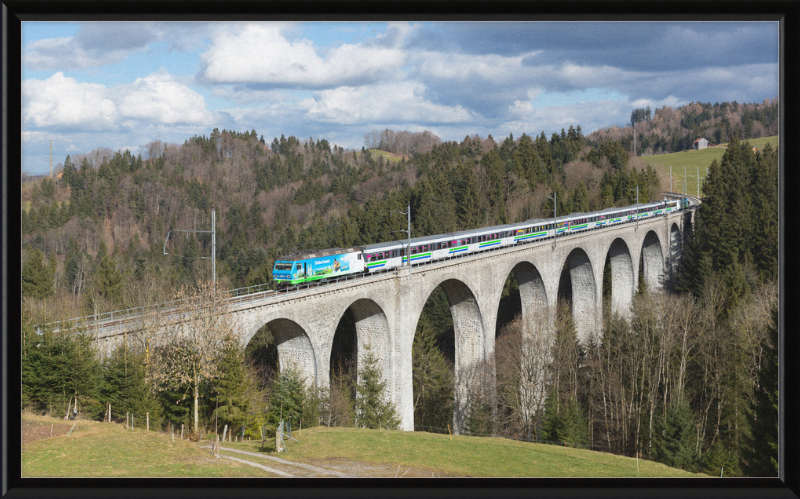 A Train Crosses the Wissbach Viaduct - Great Pictures Framed