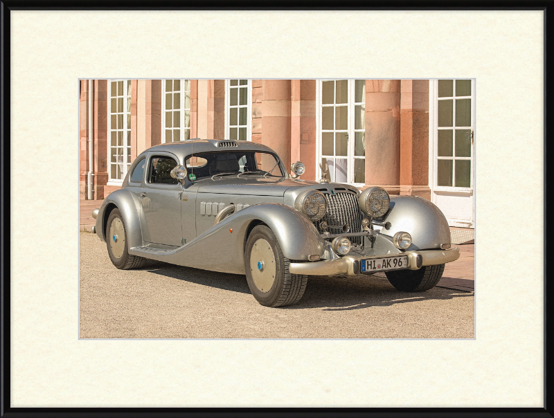 Isdera Autobahnkurier - Great Pictures Framed