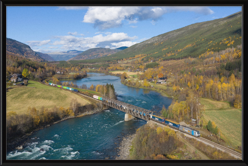 CN 185 Kvam - Sjoa - Great Pictures Framed