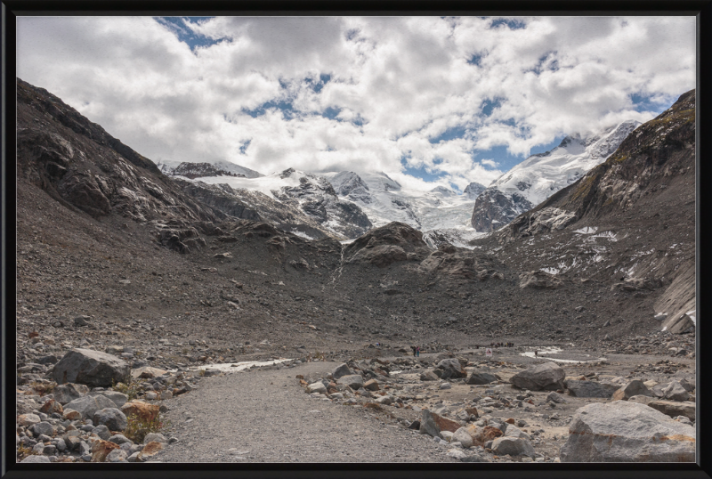 Mountains and Glaciers on Gletsjerpad Trail - Great Pictures Framed