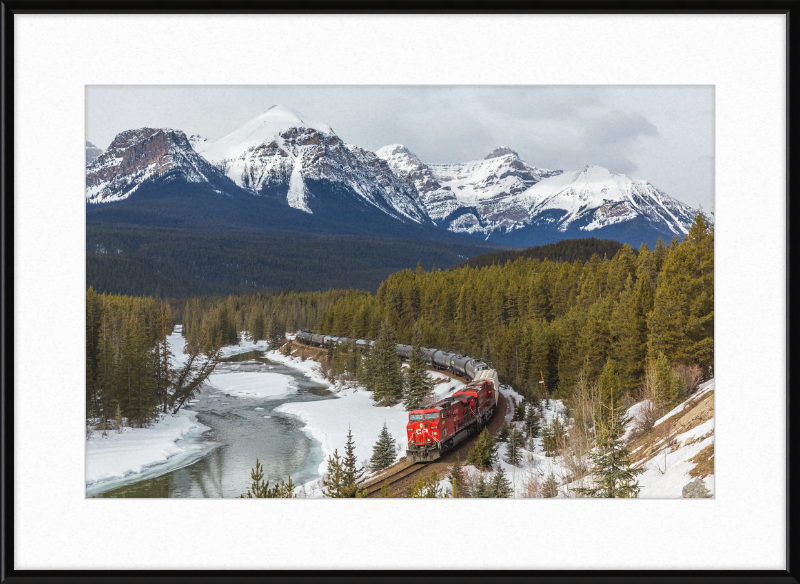 The AC4400CW on Morant's Curve - Great Pictures Framed