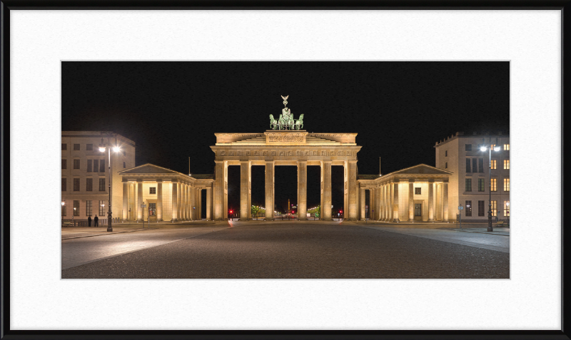 The Brandenburg Gate at Night - Great Pictures Framed