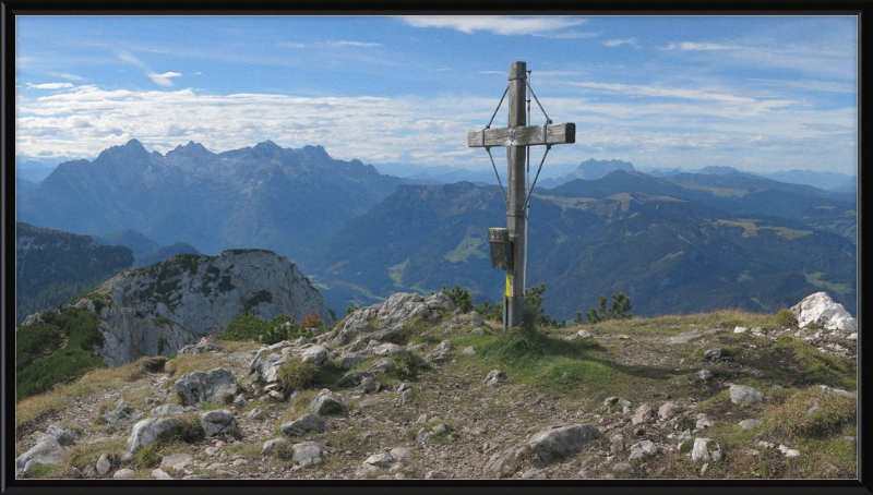 Summit Cross of Großer Weitschartenkopf - Great Pictures Framed