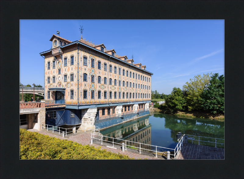 Chocolaterie Menier's Historic Mill - Great Pictures Framed