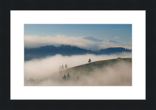 Tam za tumanamy Goverla - Great Pictures Framed