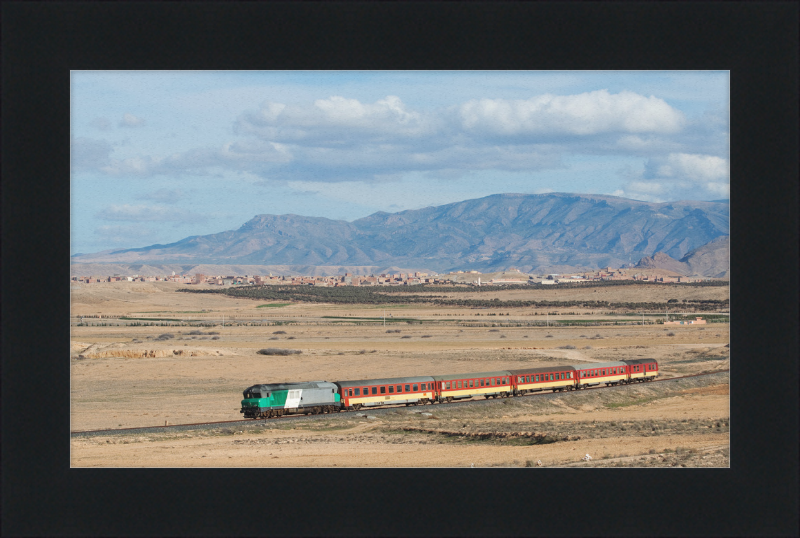 ONCF DF 115 near Taourirt - Great Pictures Framed