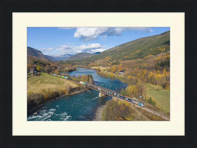 CN 185 Kvam - Sjoa - Great Pictures Framed