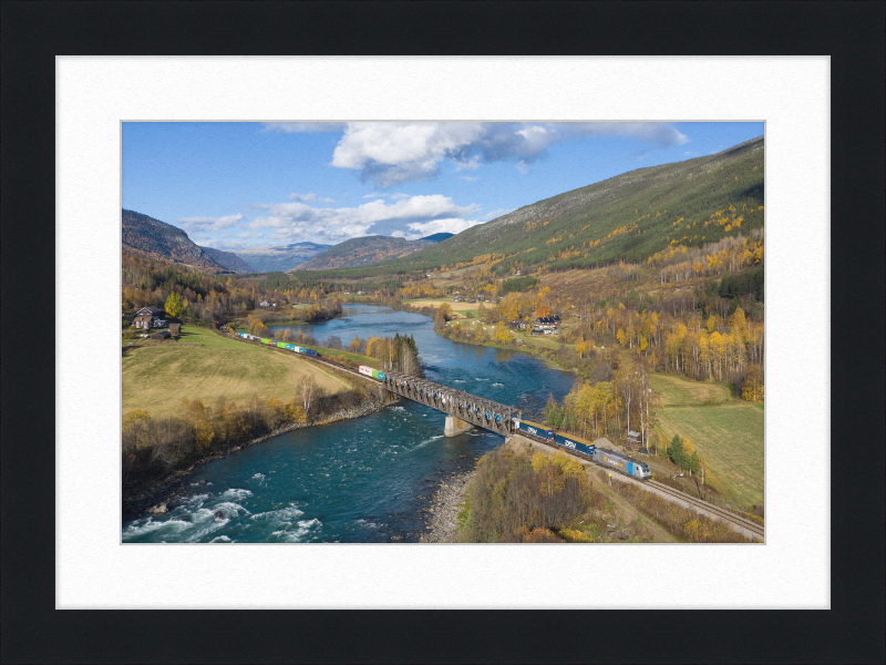 CN 185 Kvam - Sjoa - Great Pictures Framed