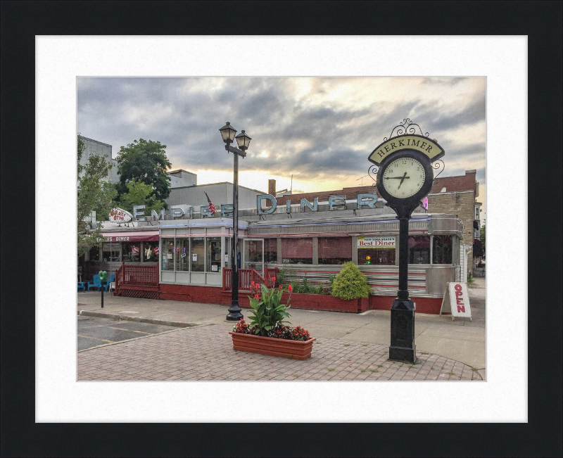 Crazy Otto's Empire Diner - Great Pictures Framed