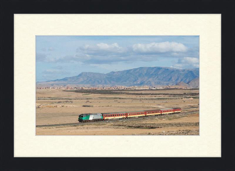ONCF DF 115 near Taourirt - Great Pictures Framed