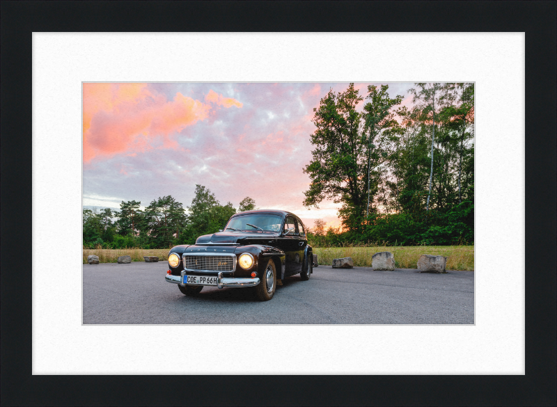 Volvo PV544 B18 - Great Pictures Framed