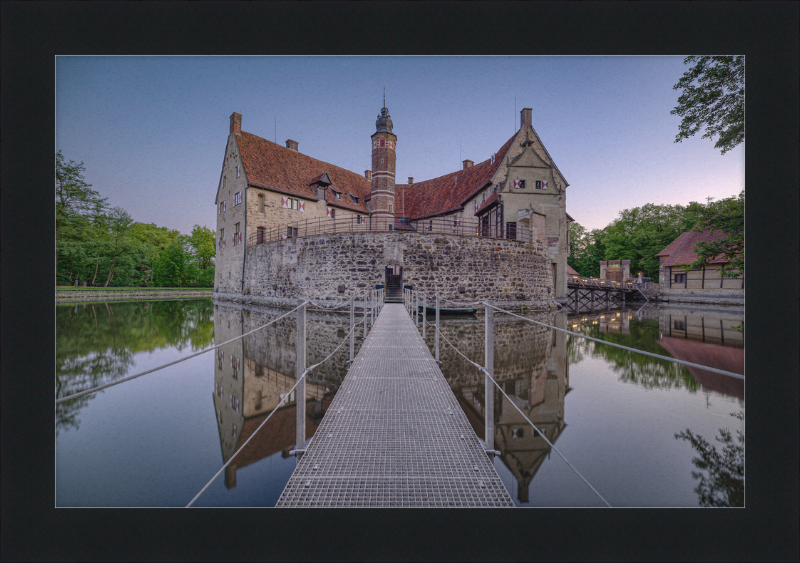 Vischering Castle - Great Pictures Framed