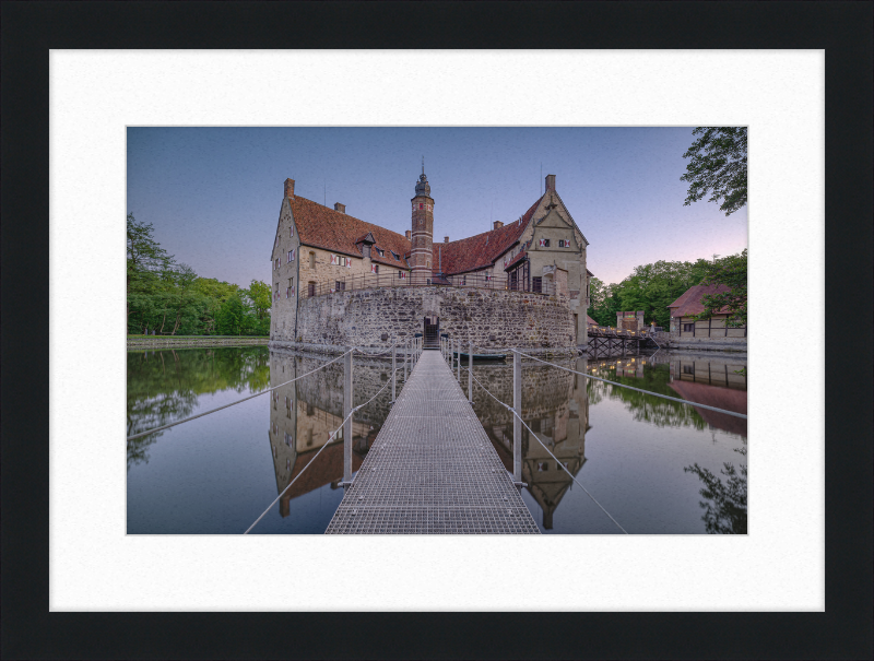 Vischering Castle - Great Pictures Framed