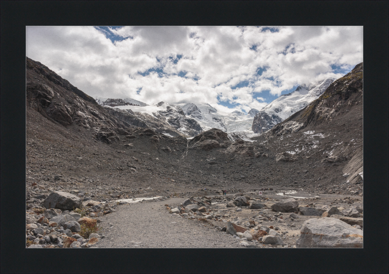 Mountains and Glaciers on Gletsjerpad Trail - Great Pictures Framed