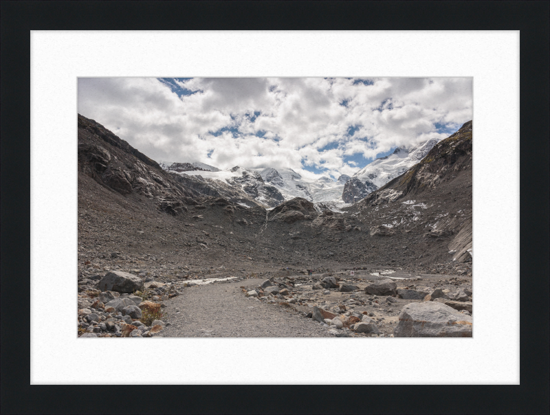 Mountains and Glaciers on Gletsjerpad Trail - Great Pictures Framed