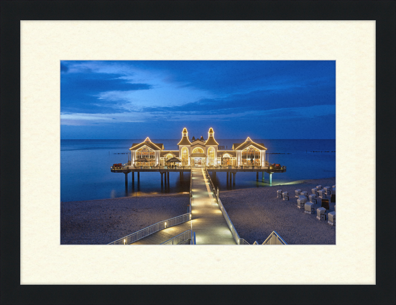 Seebrücke Sellin in the Evening - Great Pictures Framed
