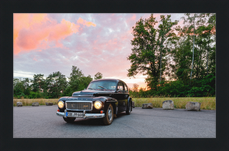 Volvo PV544 B18 - Great Pictures Framed