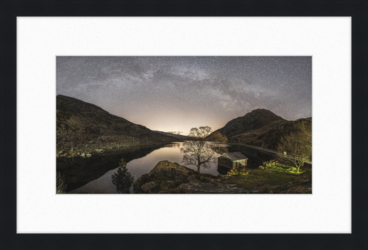 Llyn Ogwen Milky Way - Great Pictures Framed