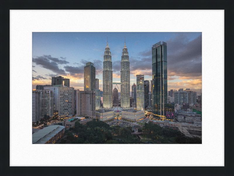 The Twins - Great Pictures Framed