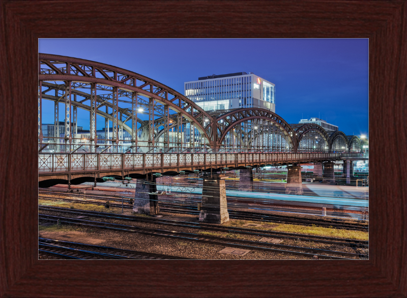 Hackerbrücke - Great Pictures Framed