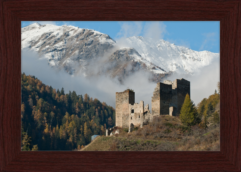 Tschanüff Castle - Great Pictures Framed