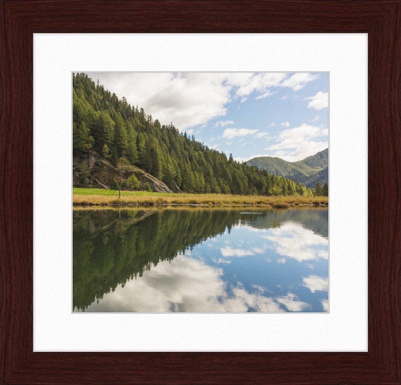Naar Lago Covel - Great Pictures Framed