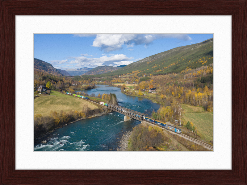CN 185 Kvam - Sjoa - Great Pictures Framed