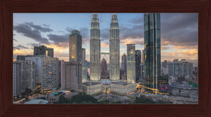 The Twins - Great Pictures Framed