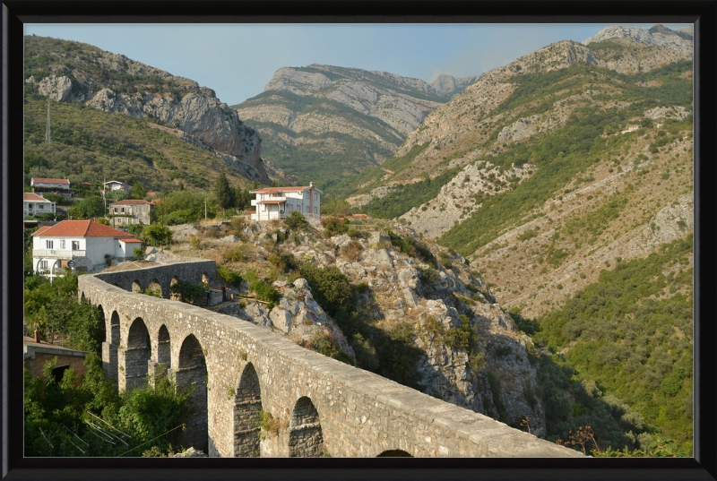 Bar Aqueduct - Great Pictures Framed