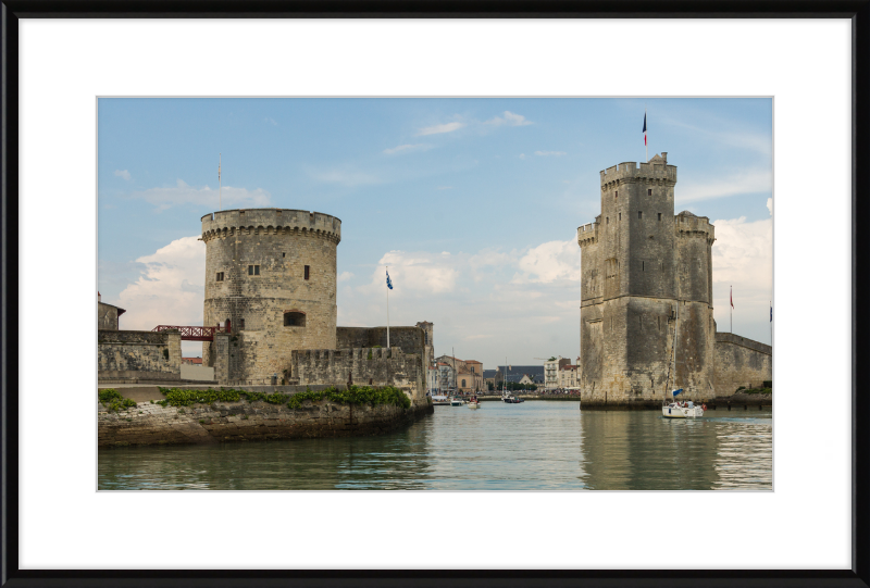 Entrance to the Old Harbor in La Rochelle - Great Pictures Framed