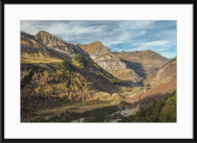 Parc National des Pyrenees - Vallée de Gavarnie - Great Pictures Framed