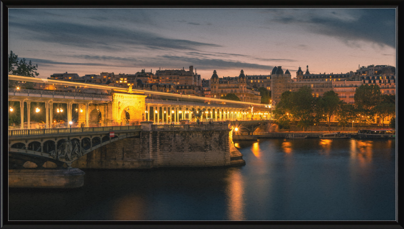 Bir-Hakeim Bridge, Paris - Great Pictures Framed