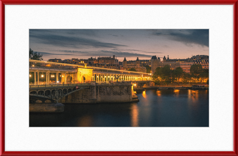 Bir-Hakeim Bridge, Paris - Great Pictures Framed