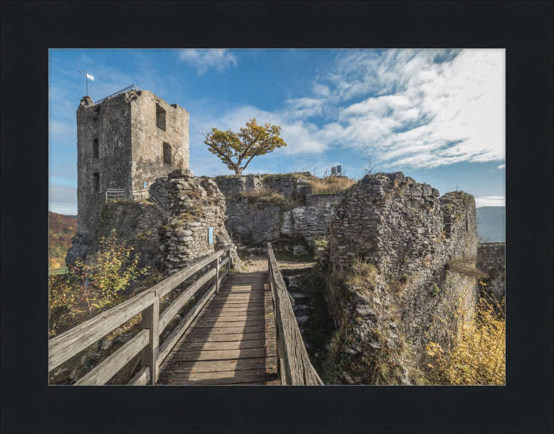 Ruine Neideck - Great Pictures Framed