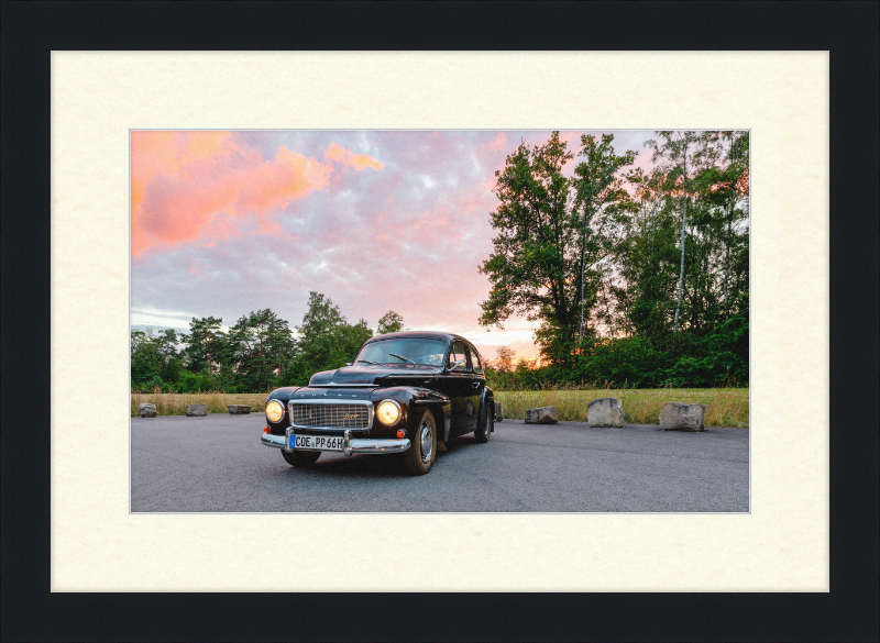 Volvo PV544 B18 - Great Pictures Framed