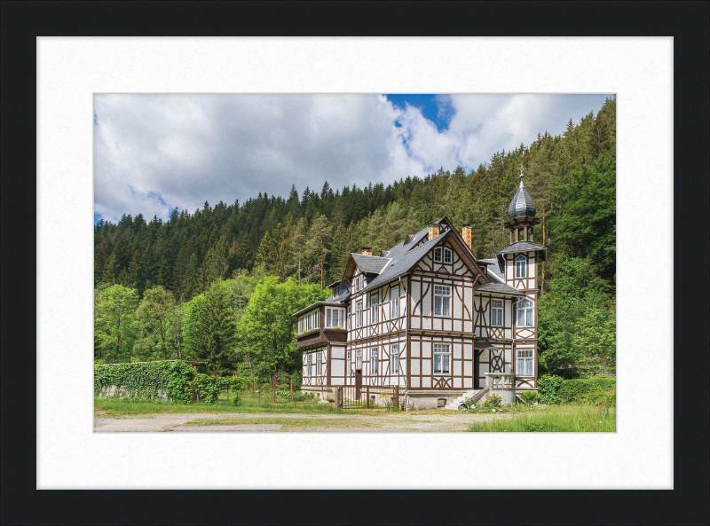 Half-timbered Mansion - Great Pictures Framed