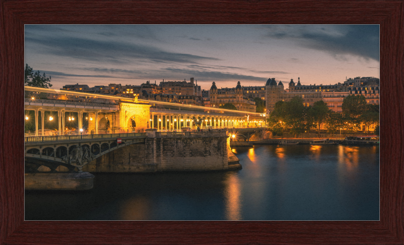 Bir-Hakeim Bridge, Paris - Great Pictures Framed